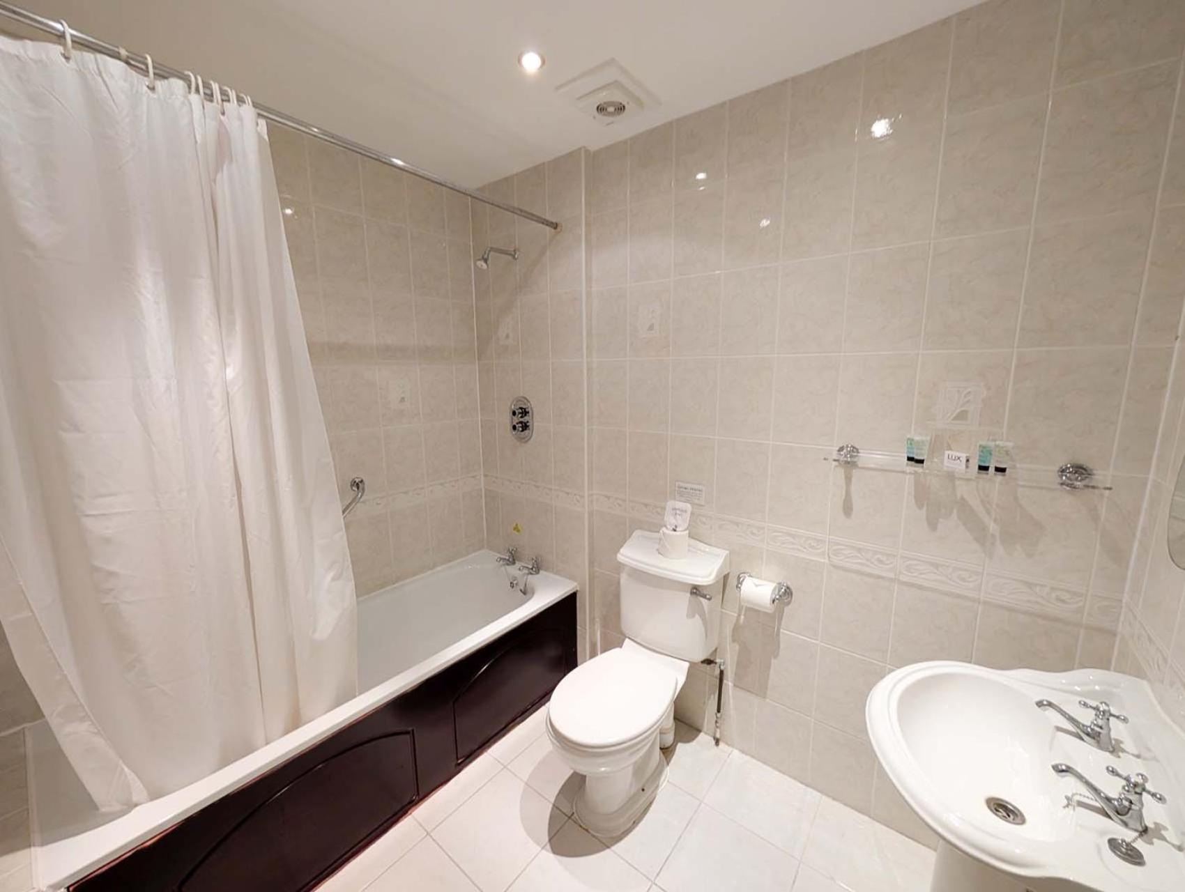Oriel Hotel St Asaph Dış mekan fotoğraf