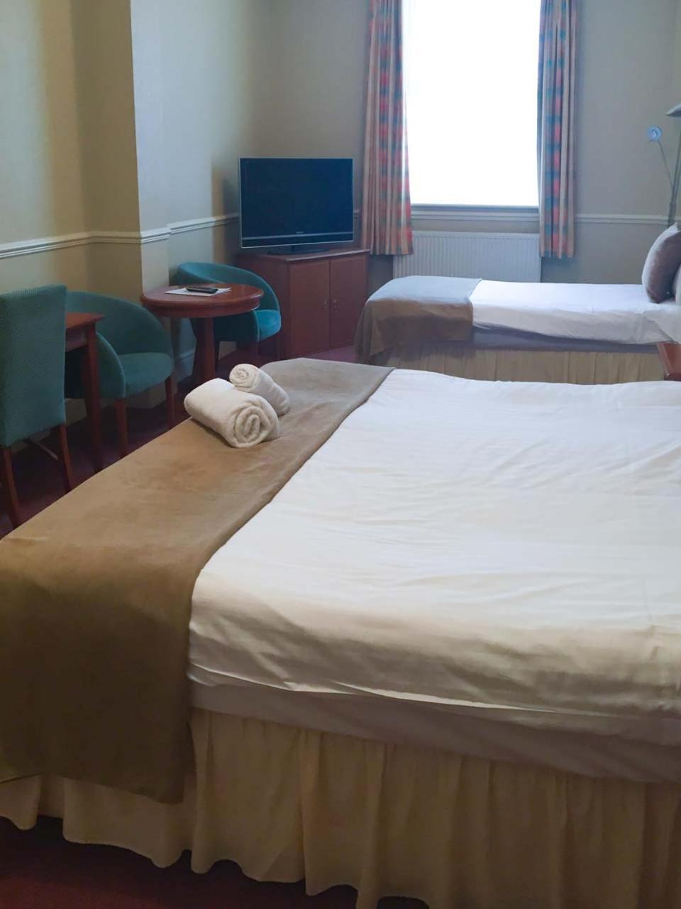 Oriel Hotel St Asaph Dış mekan fotoğraf