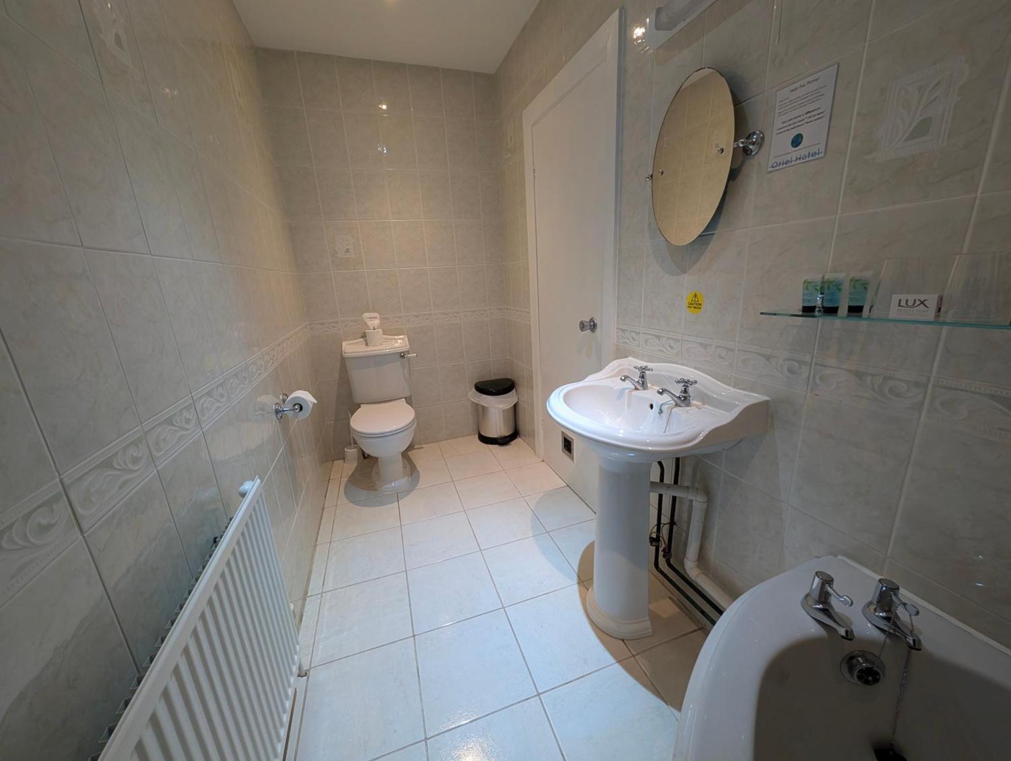 Oriel Hotel St Asaph Dış mekan fotoğraf